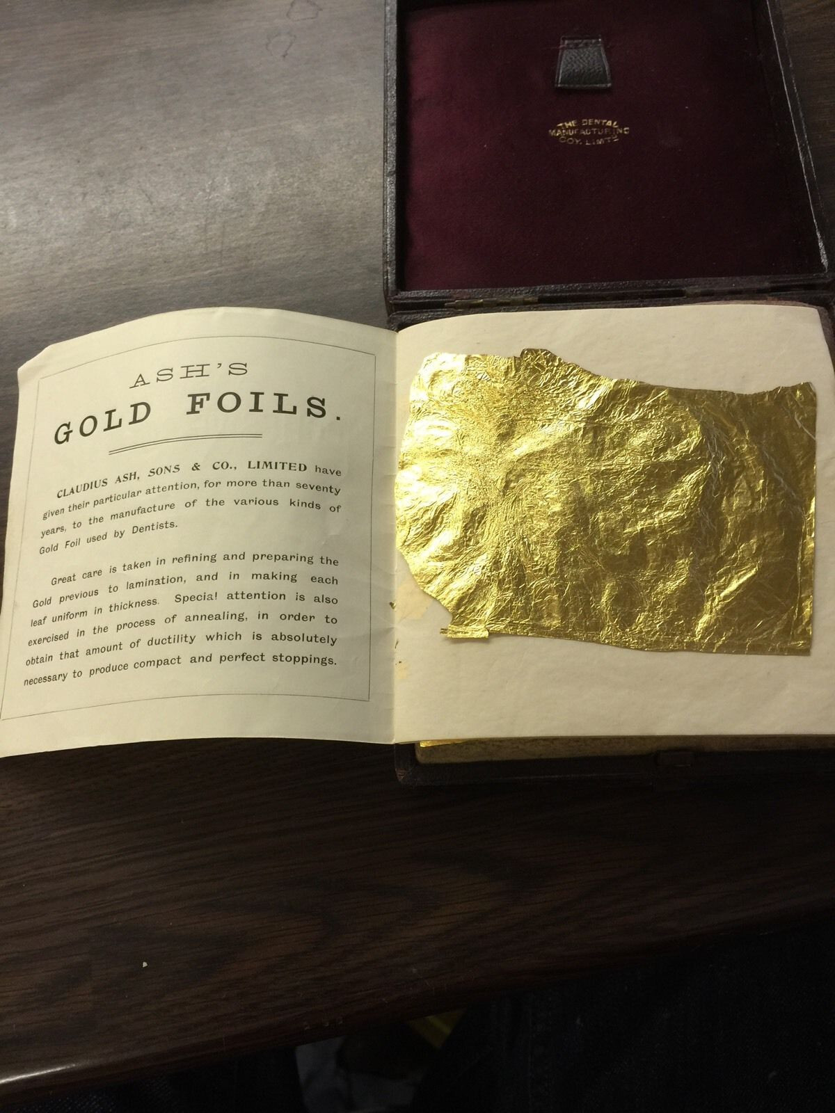 antique Ash's cohesive gold foil - dental