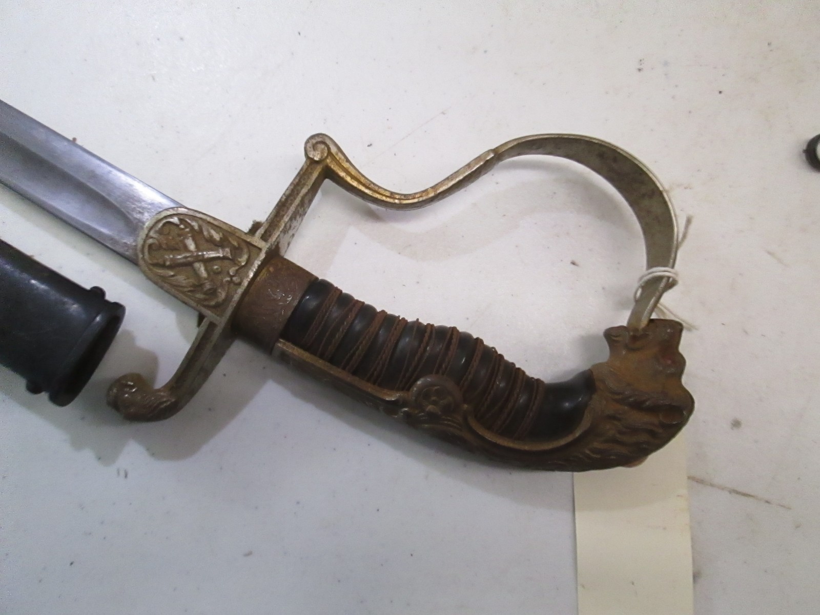 WWI GERMAN RUBY EYES LION HEAD DRESS CAVALRY SWORD & SCABBARD EICKHORN MAKER Y51