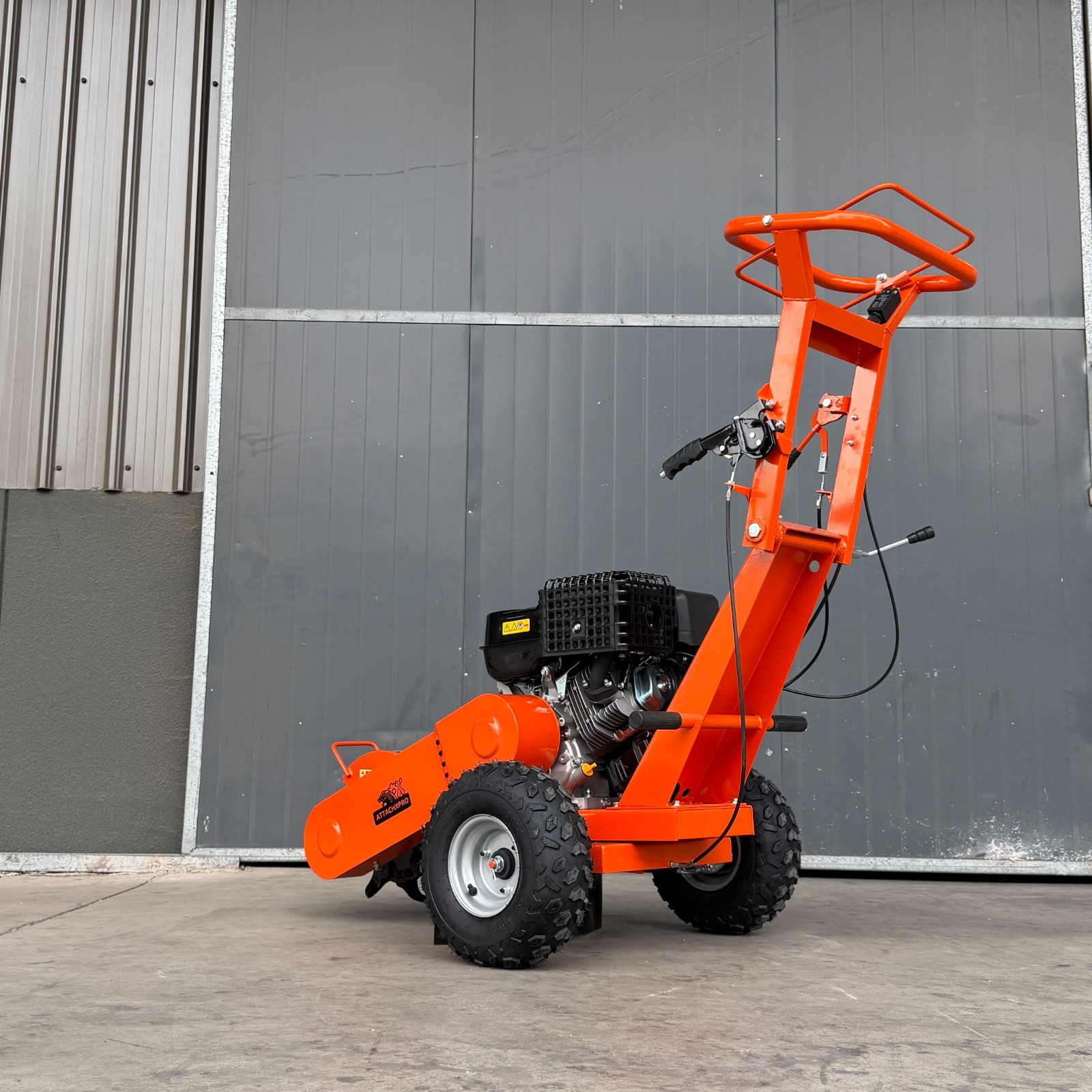 15HP 420CC Gas Stump Grinder Walk-Behind 15" Cutting Height 10" Depth