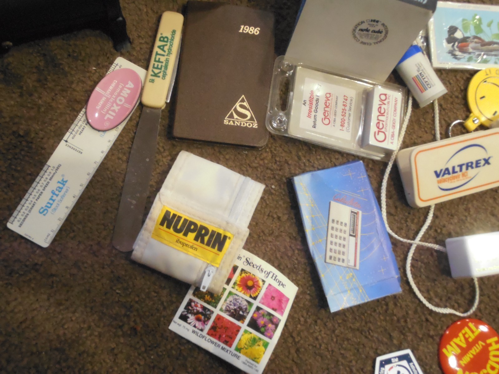 VTG Pharmaceutical Drug Rep LOT Note Pad Rulers -1980S-90S-LILLY PAPER FOLD