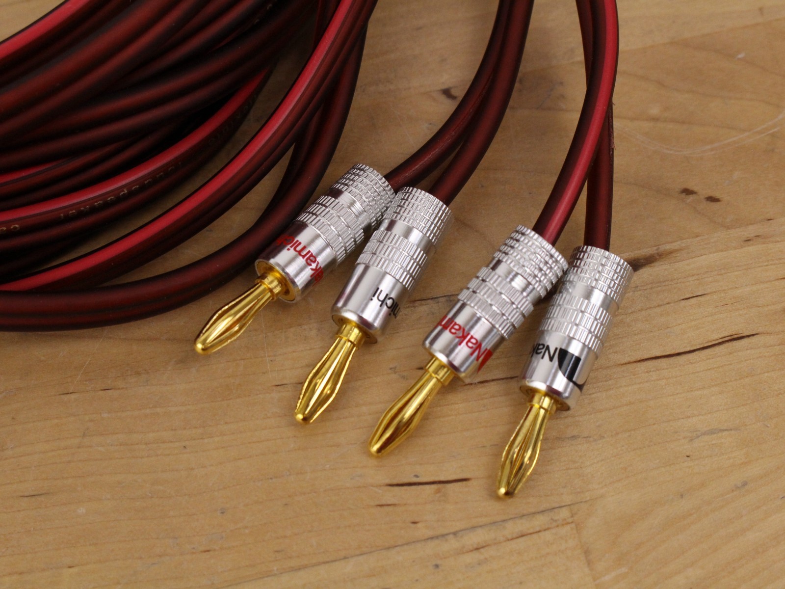 Audiophile Hi-Fi 14 Gauge Speaker Wire 16 Feet RCA to 2 Banana Terminals