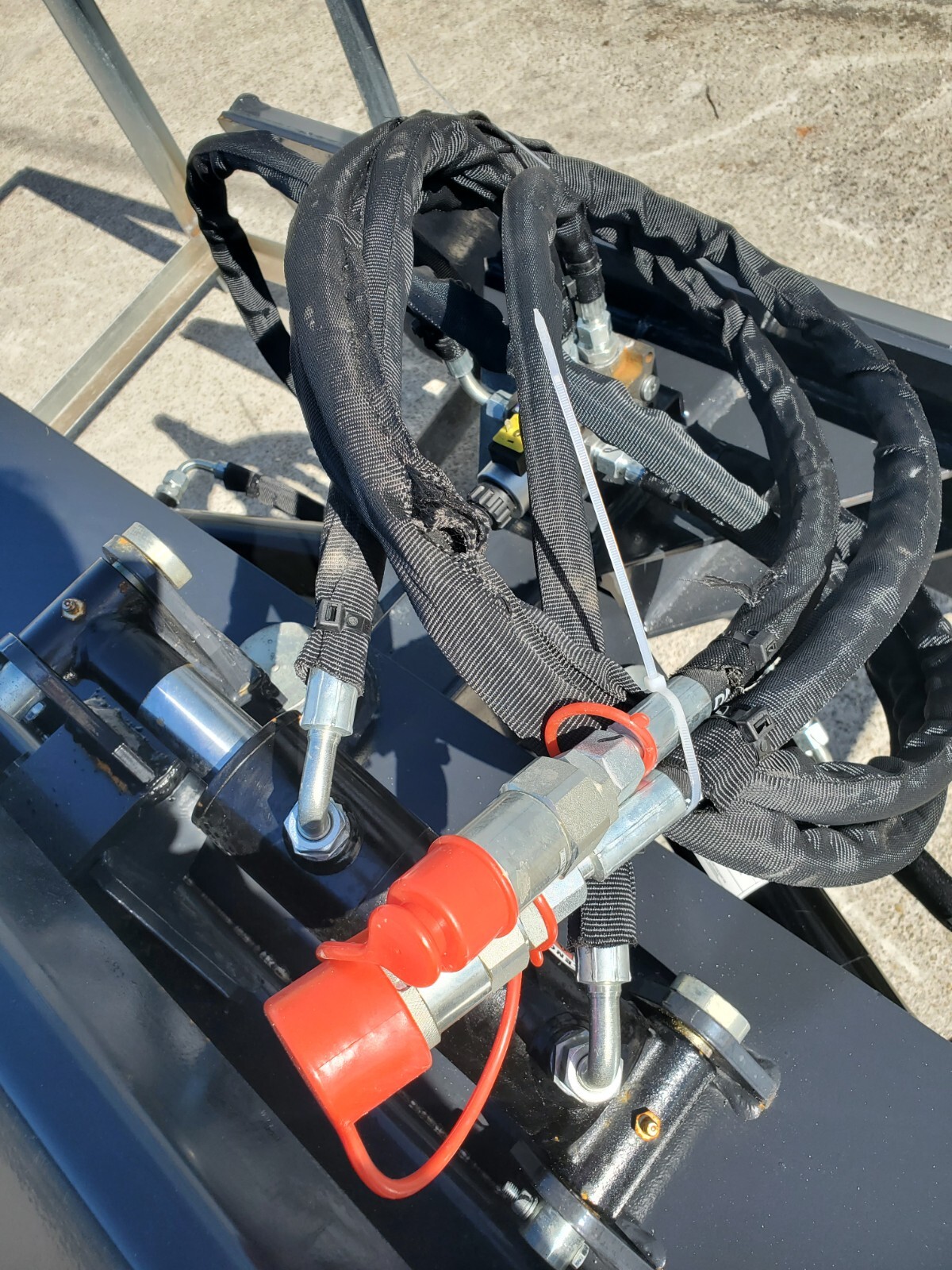 6 Way DOZER BLADE 84" Wolverine Dirt Pusher SKID STEER LOADER Attachment& Remote