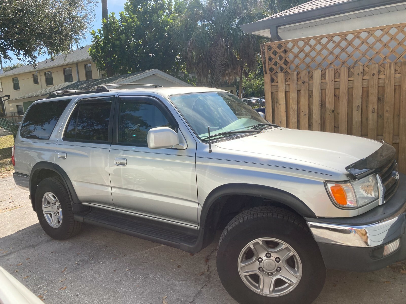 Power Antenna Conversion Kit - Fits: 1996-2002 Toyota 4 Runner