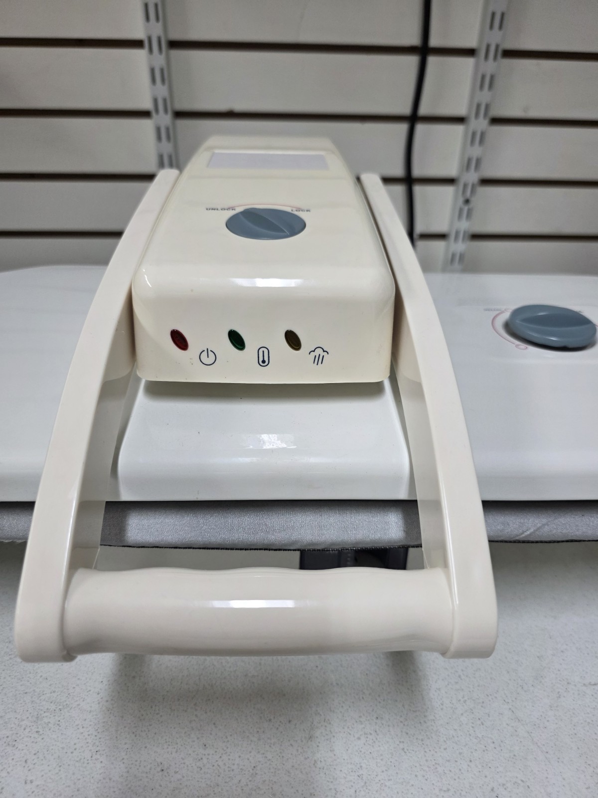 Steam Press SP-660 Professional Steam Fabric Press Machine