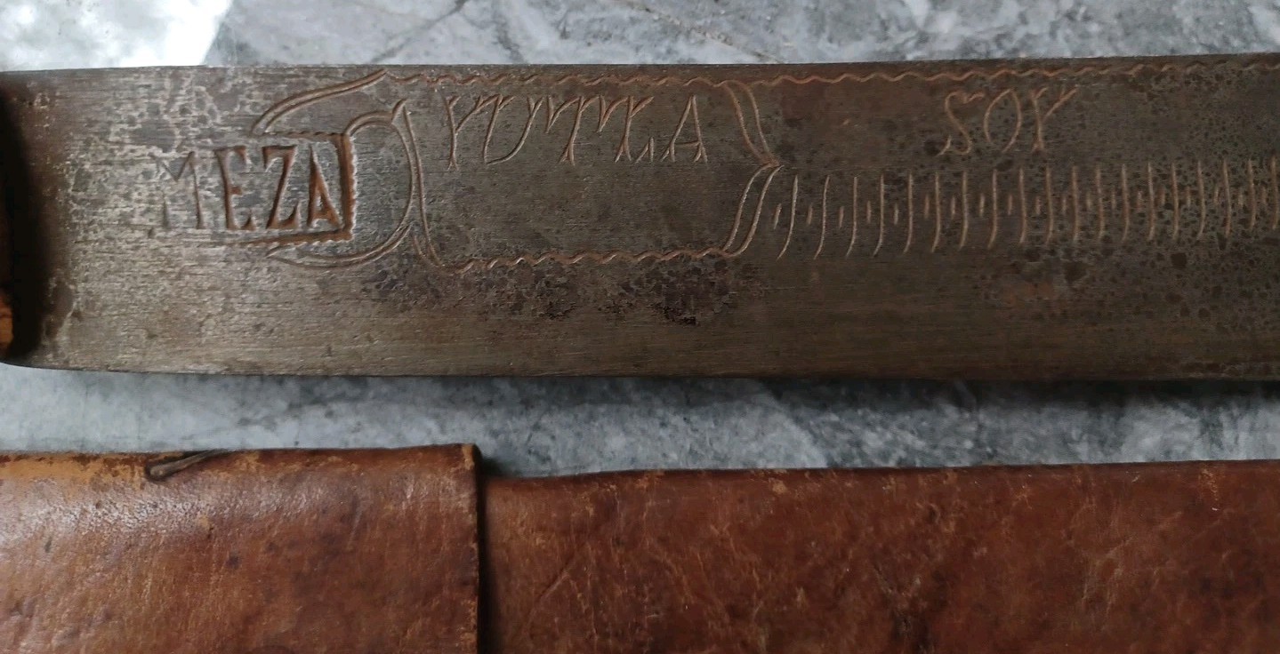 Antique Spanish Guerrero de la Costa short sword with scabbard