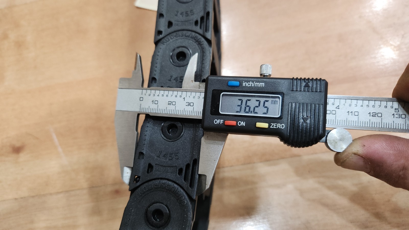 9ft Cable Carrier UA1455 – CNC, Robotics, Industrial, 2.9"x1.4" Outer, 2.29"x1"