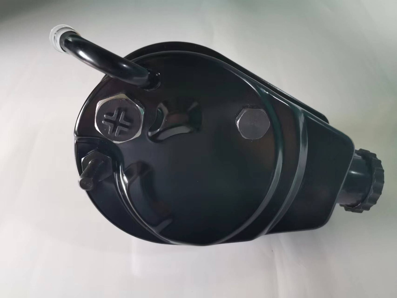 SB Chevy Black Saginaw Power Steering Pump & Bracket & Pulley Kit SBC 350 327