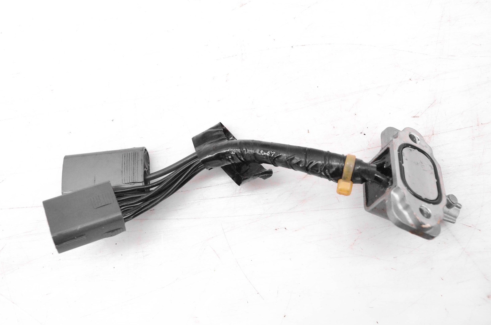 17 Yamaha FX Cruiser HO Earth Plate Comp FB1800