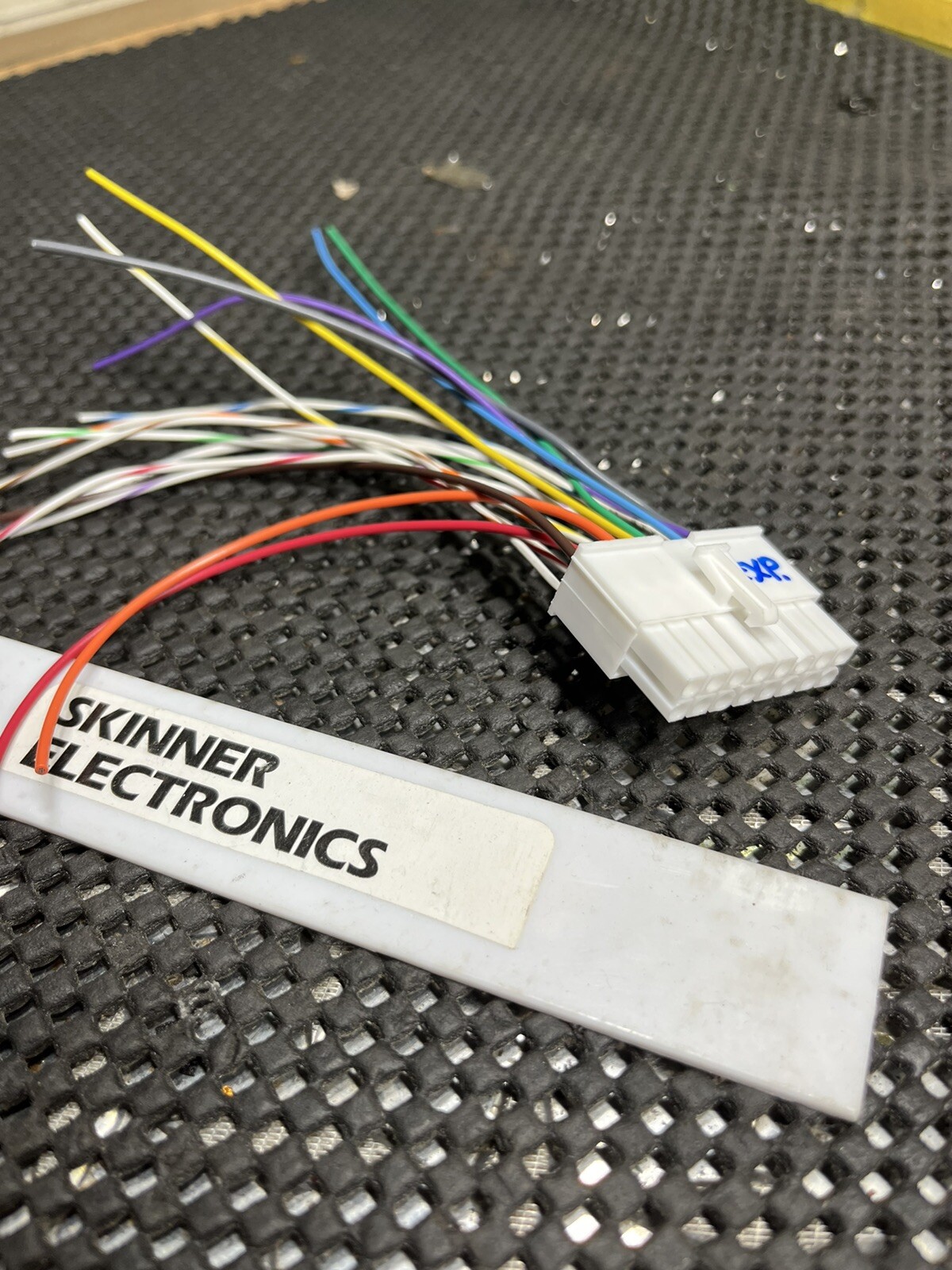 Whelen Sapphire Control 16 Pin Expansion Plug