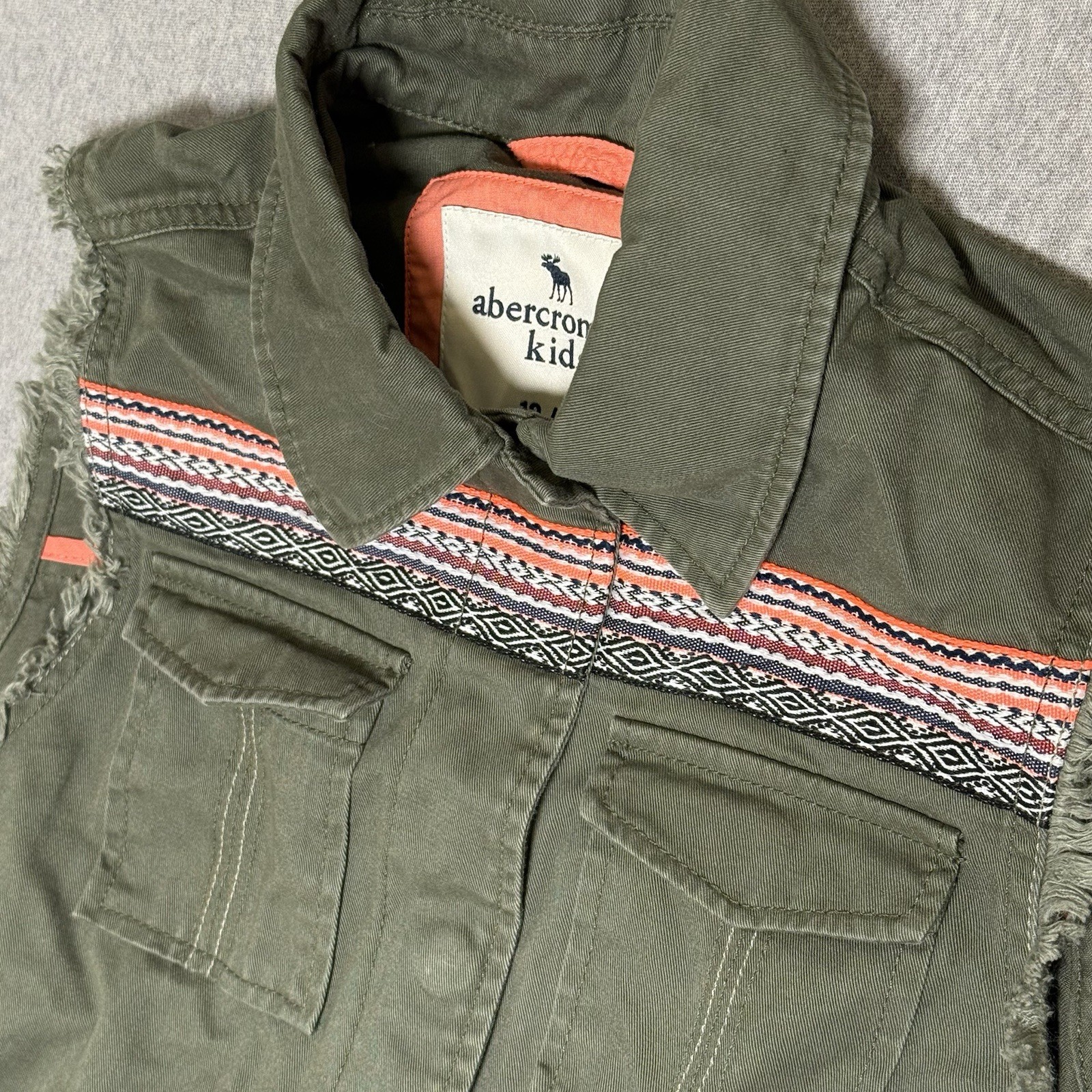 Abercrombie & Fitch Kids Denim Embroidered Snap Utility Vest Girls 13/14 Green