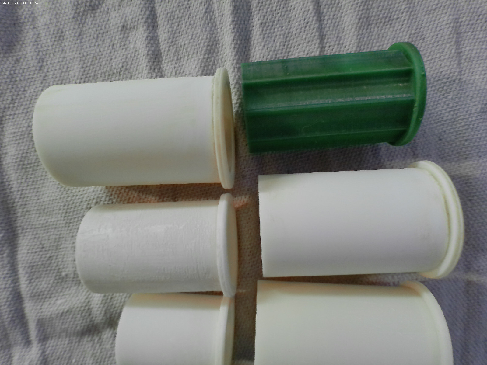 8 USED COIL FORMS FOR HAM RADIO OR SIMILAR PROJECTS