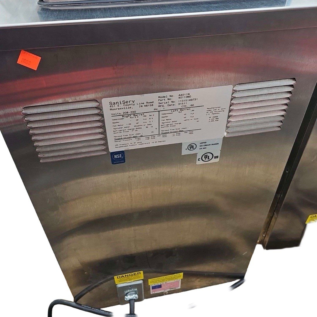 401 - SaniServ countertop AccuFreeze Soft Serve Ice Cream Machine