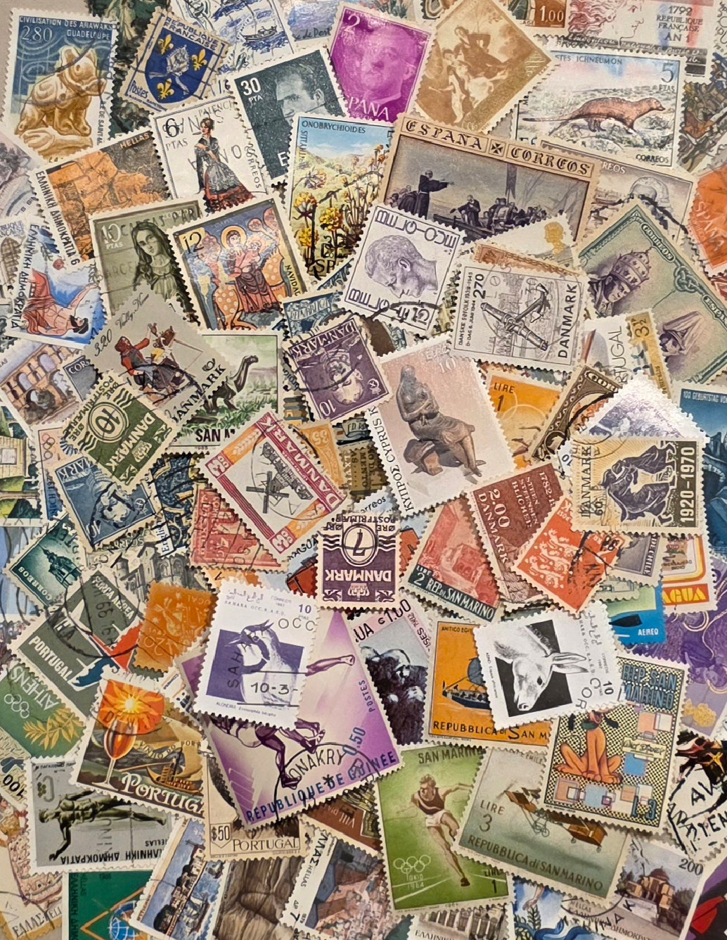Worldwide Stamp Collection Lot (1000) - Mixed Vintage - Used Off Paper and MNH