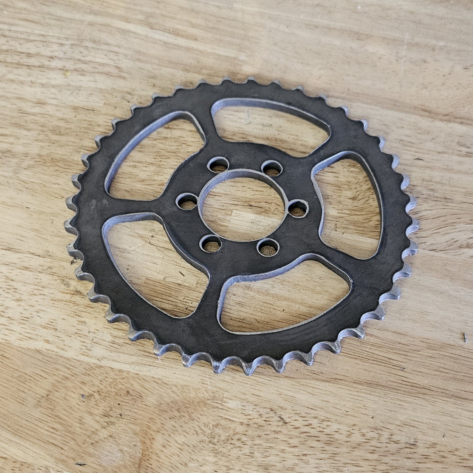 Any Tooth Sprocket Steel NEW #420 Chain 6 Hole Design - Design may vary