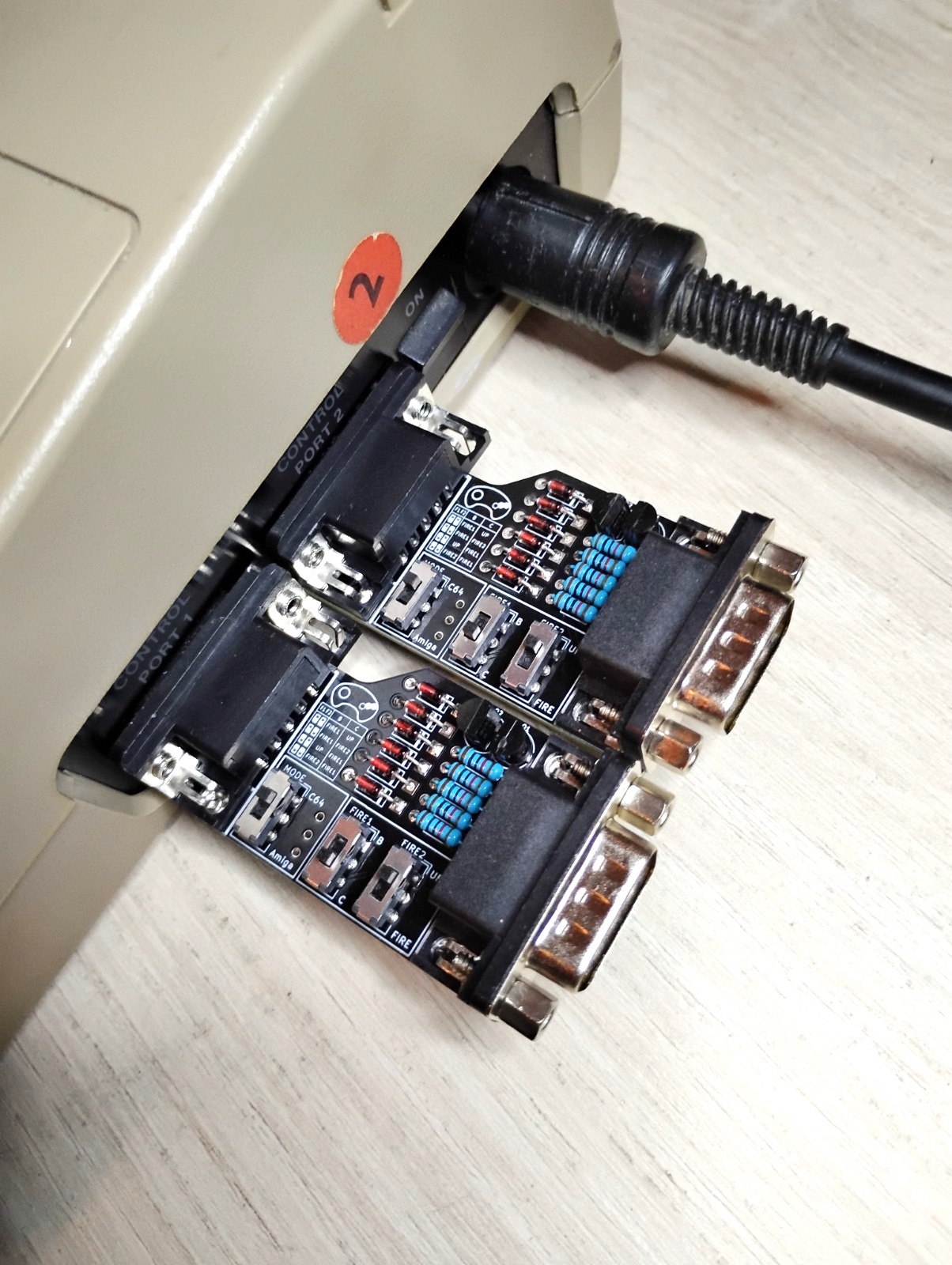 Commodore 64 & Amiga Adapter For Using Sega Genesis Gamepads - USA Seller