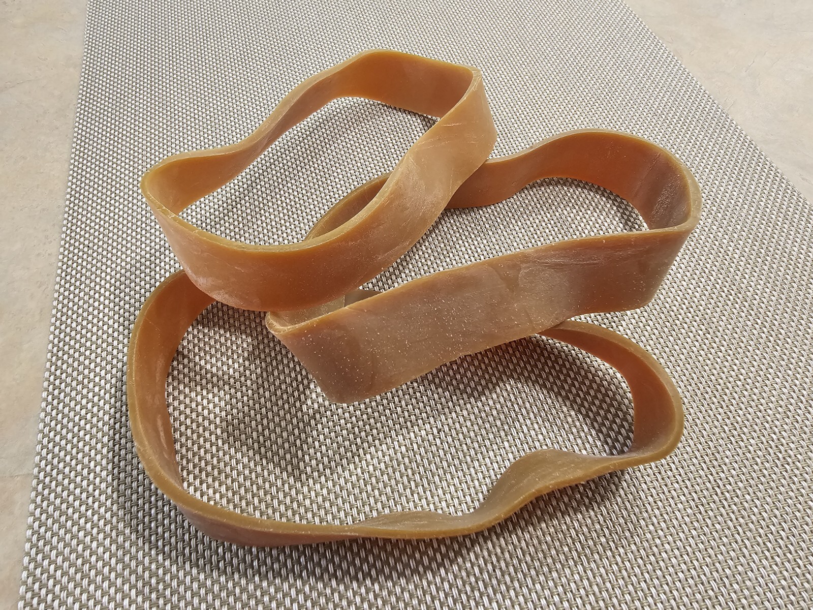 Pack of 12 Dally Wraps Tan Natural Rubber, Team Roping Saddle Horn, Ranching