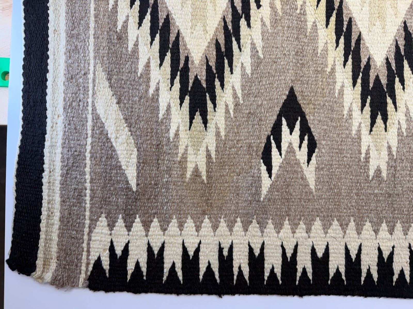 ATQ Navajo Rug Native American Indian Teec Nos Pos Klagetoh WEAVING 46x30"