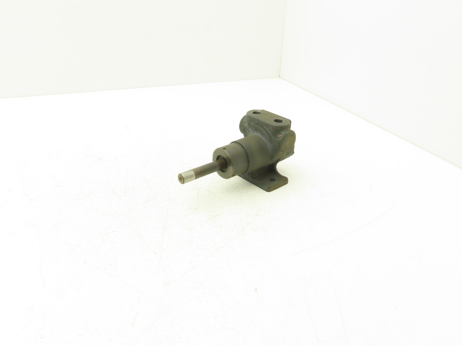 Viking Pump C32 Rotary Gear Pump 0.5gpm 250psi 1800rpm 1/4"npt