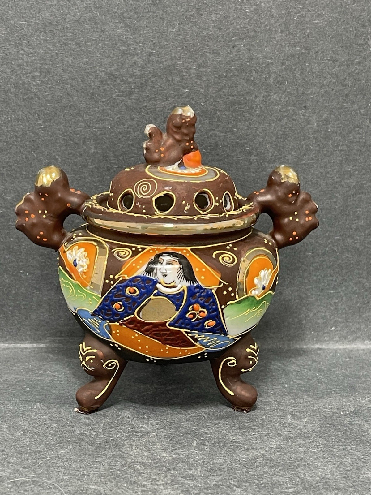 Vintage Satsuma Incense Burner with Gold Foo Dogs 1950s Moriage