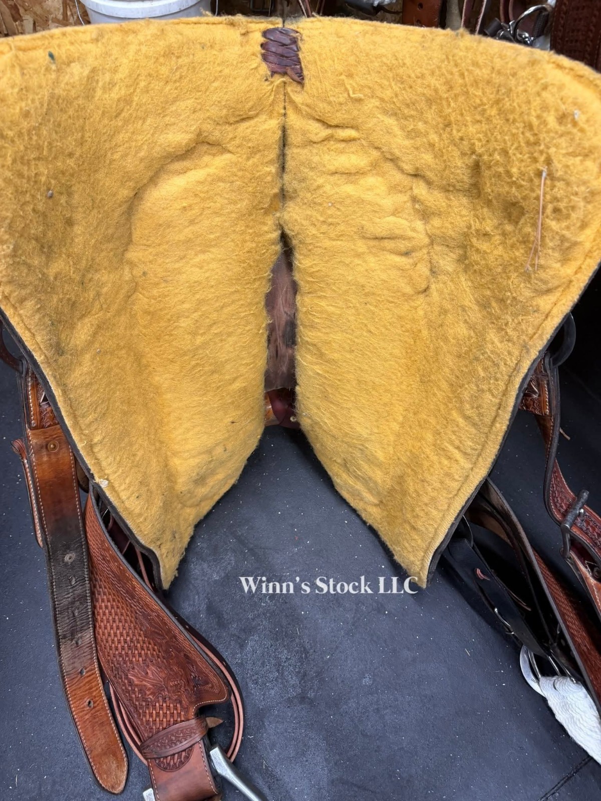 15" Crates - Roping Saddle