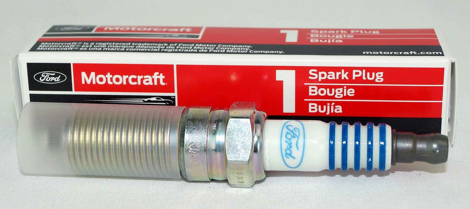Set of 8 Genuine OEM Motorcraft SP589 CYFS12YT6 Spark Plug replaces SP520 SP520X