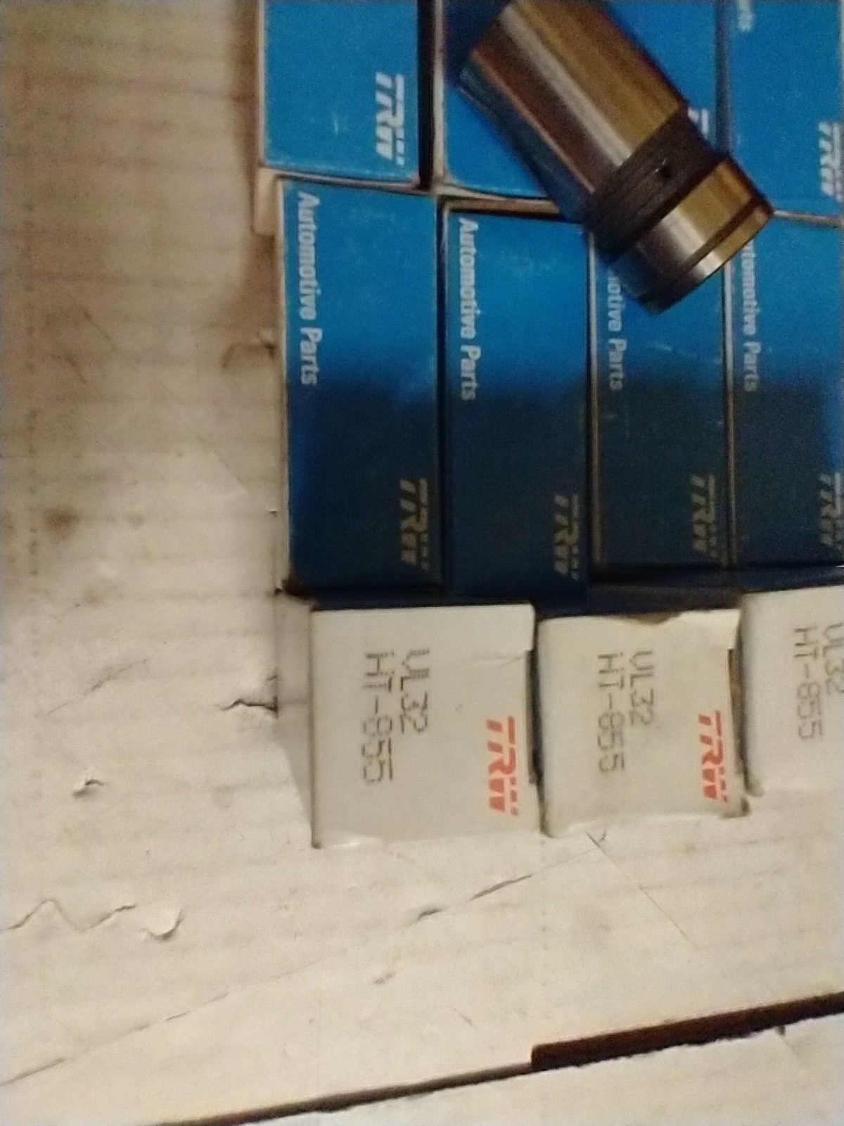 VL32 TRW HYDRAULIC LIFTERS SET OF 16 U.S.A. MADE IHC V266 V304 V345