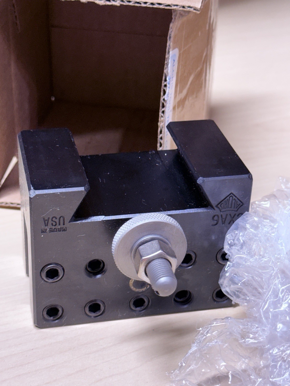 Aloris CXA6 CXA-6 quick change 3/8-5/8" cap dual tool holder