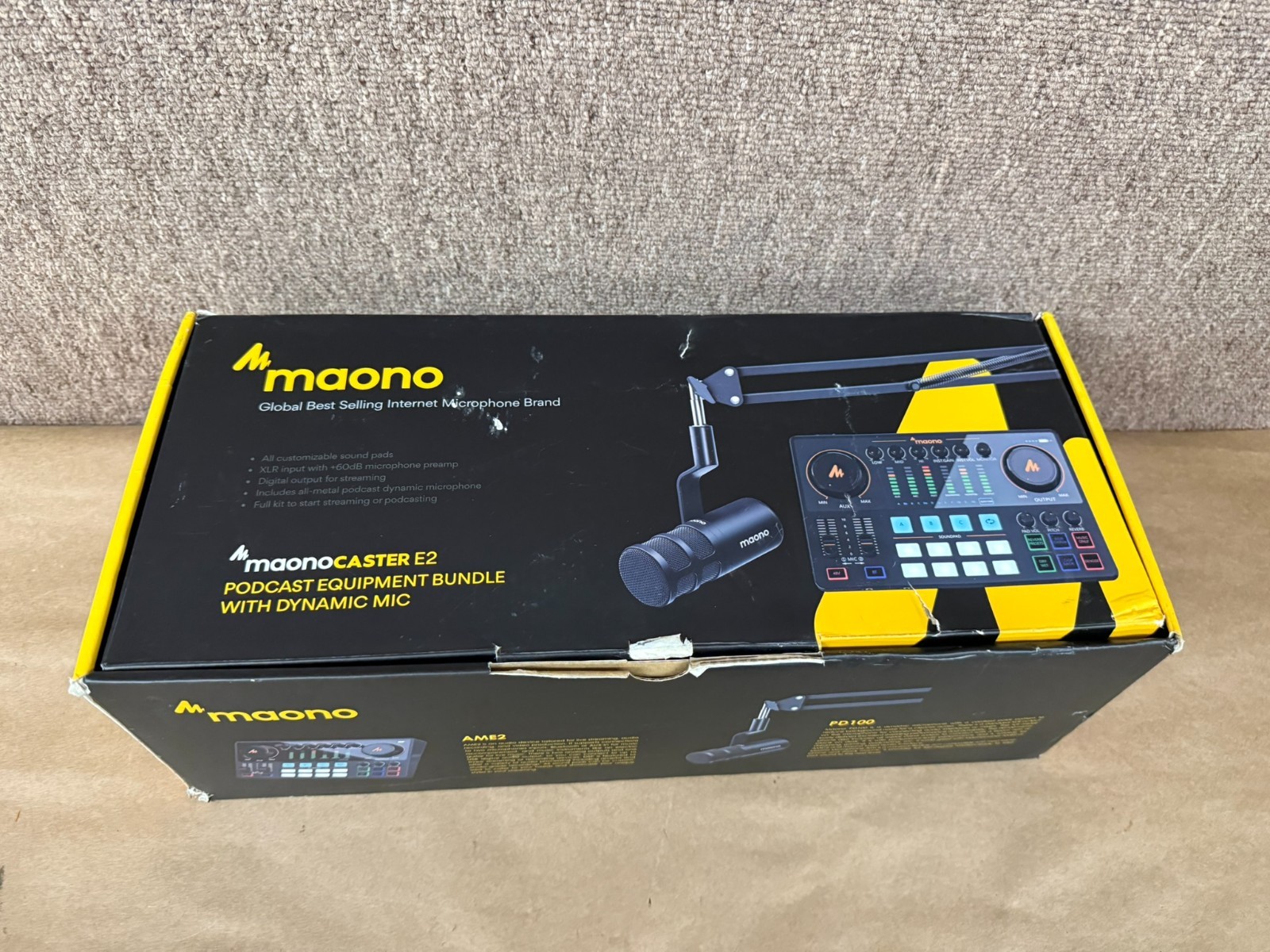 MAONO Podcast Equipment Audio Interface ,XLR Dynamic Micropshone AME2C
