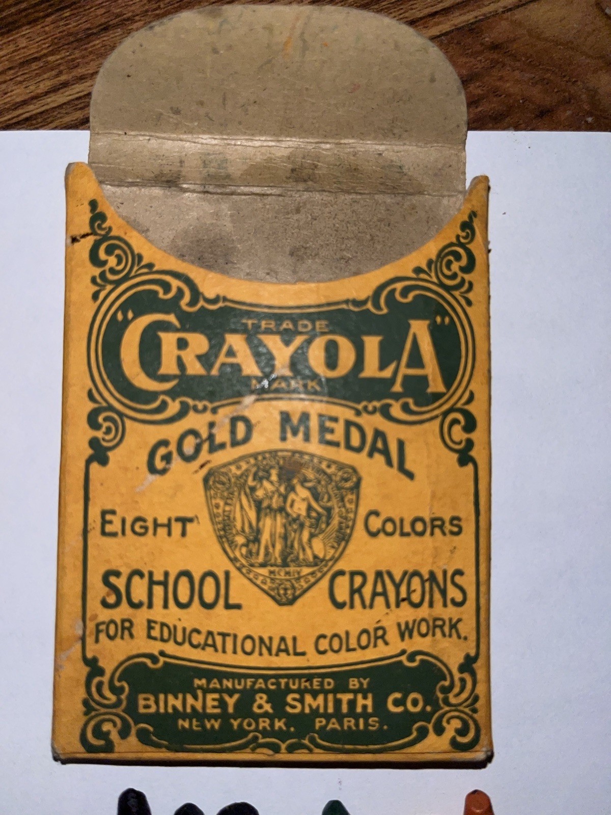 VTG Crayola No. 8 Box & Crayons Lot-(Early 1900s??)Gold Medal-Binney&Smith-RARE!
