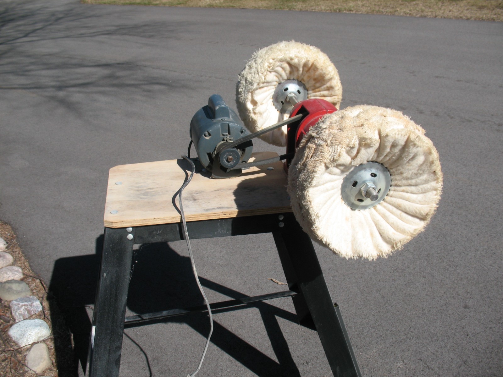 Stewmac Buffing Arbor and wheel assembly
