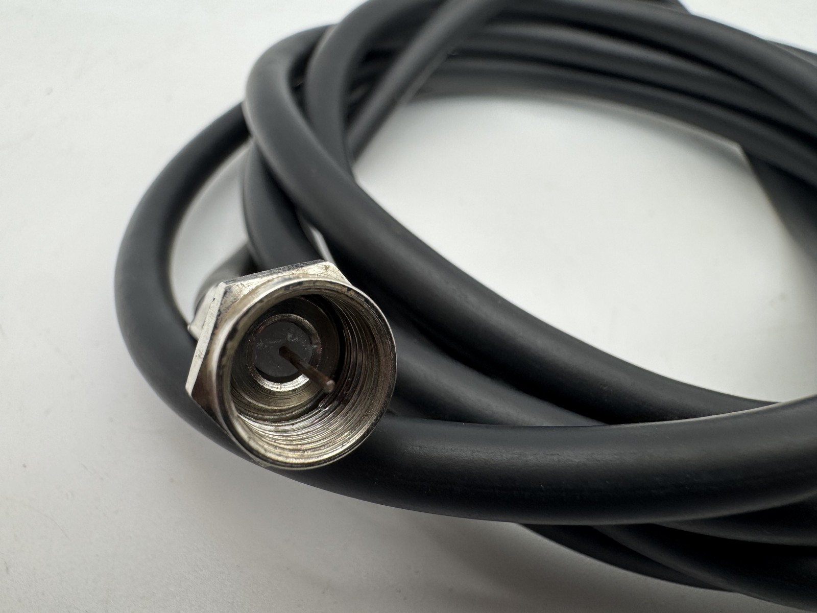 RCA Indoor TV Antenna UHF VHF FM Adjustable Dipole Loop Coaxial Black