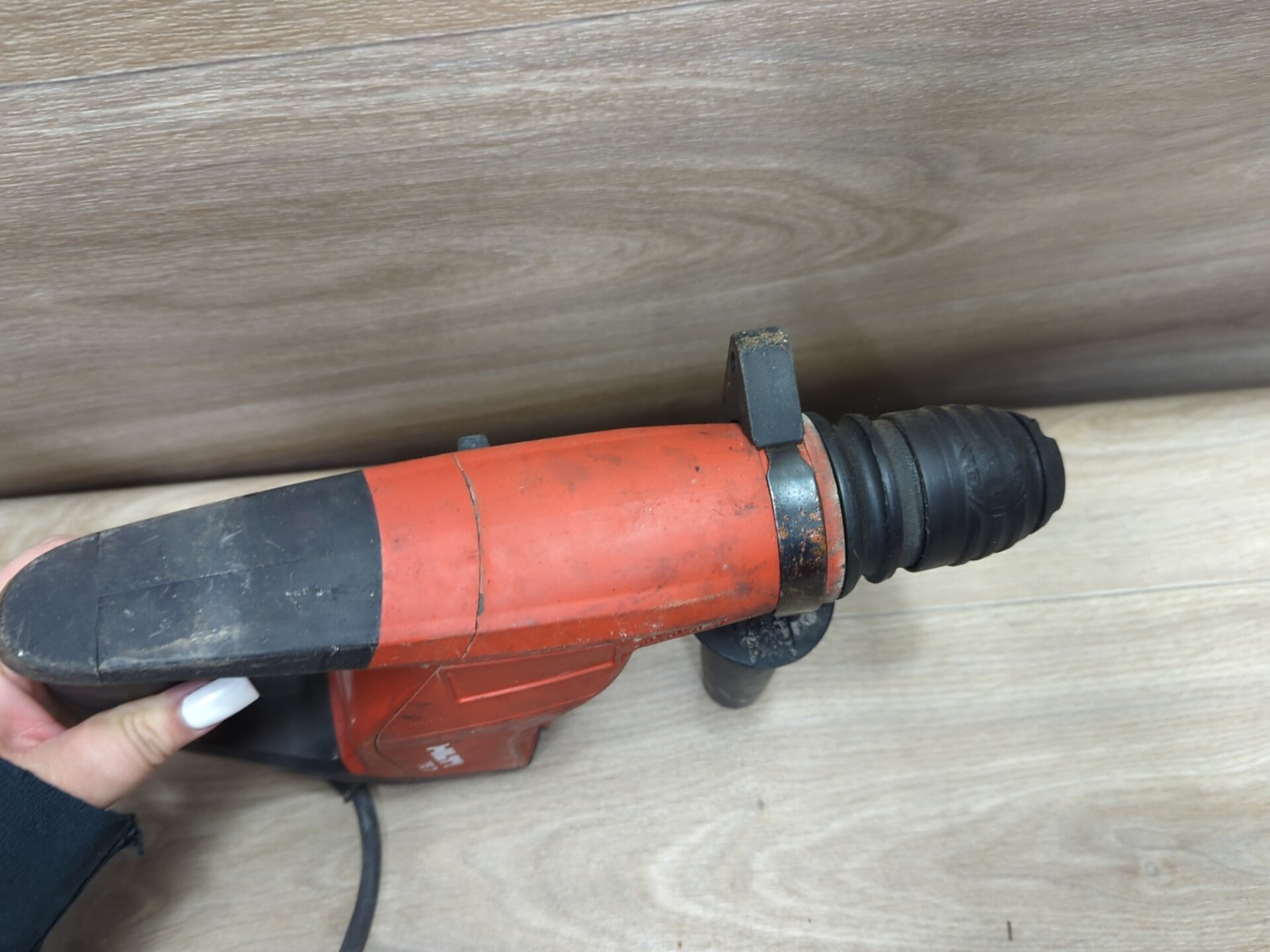 Hilti TE7 DRS Hammer Drill SDS Rotary Hammer with TE DRS-M01 Dust collector