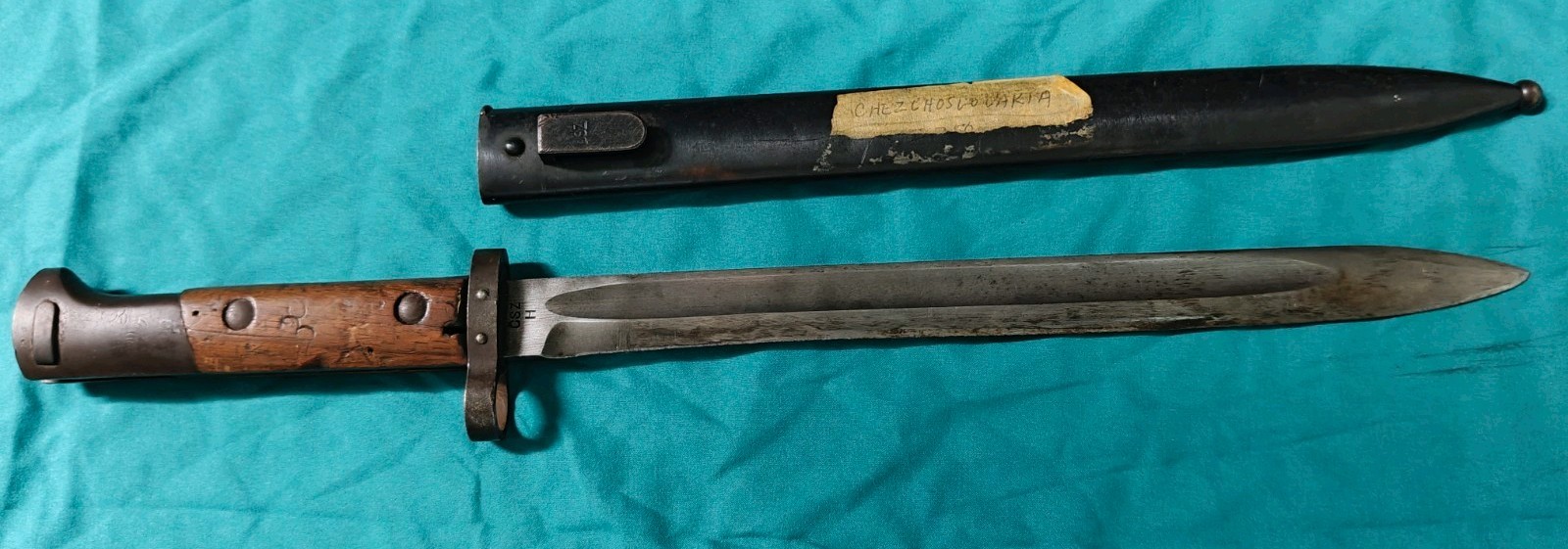 VINTAGE CZECH CZ24 CSZ MAUSER BAYONET AND SCABBARD