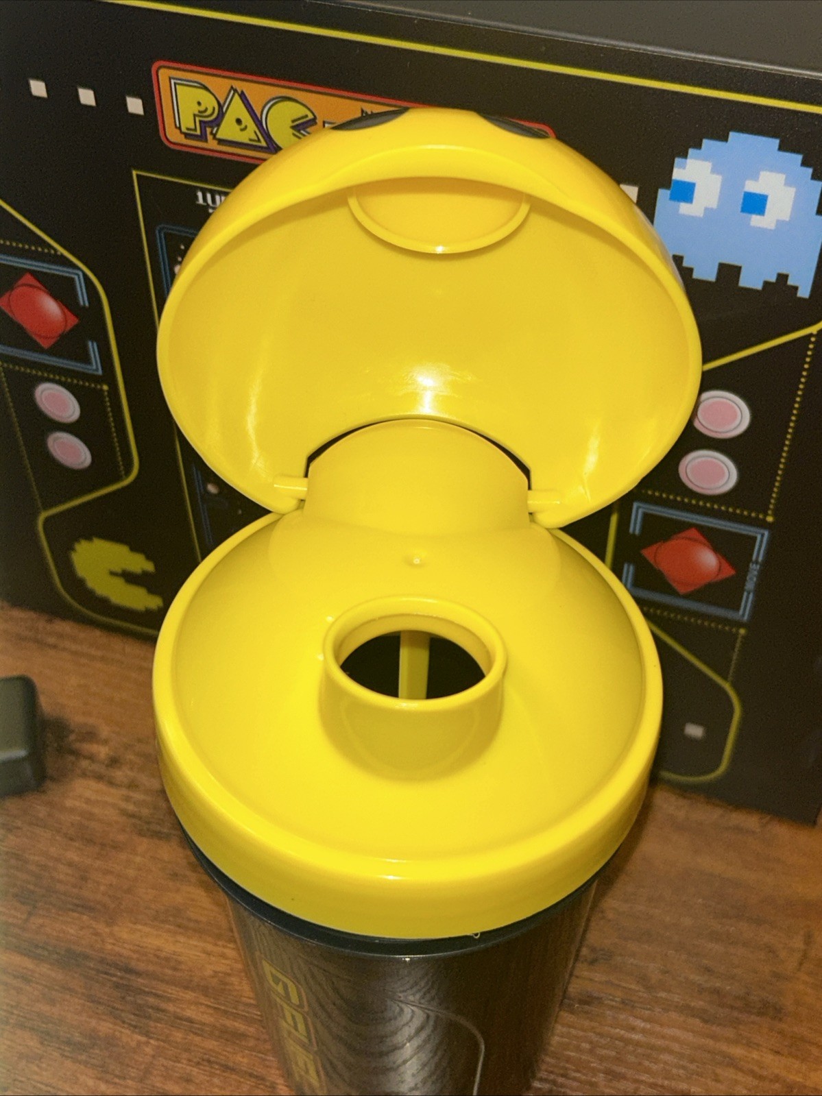 GFUEL x Pac-Man Power Pellet Collector’s Box - LIGHT UP - Shaker Cup & Tub
