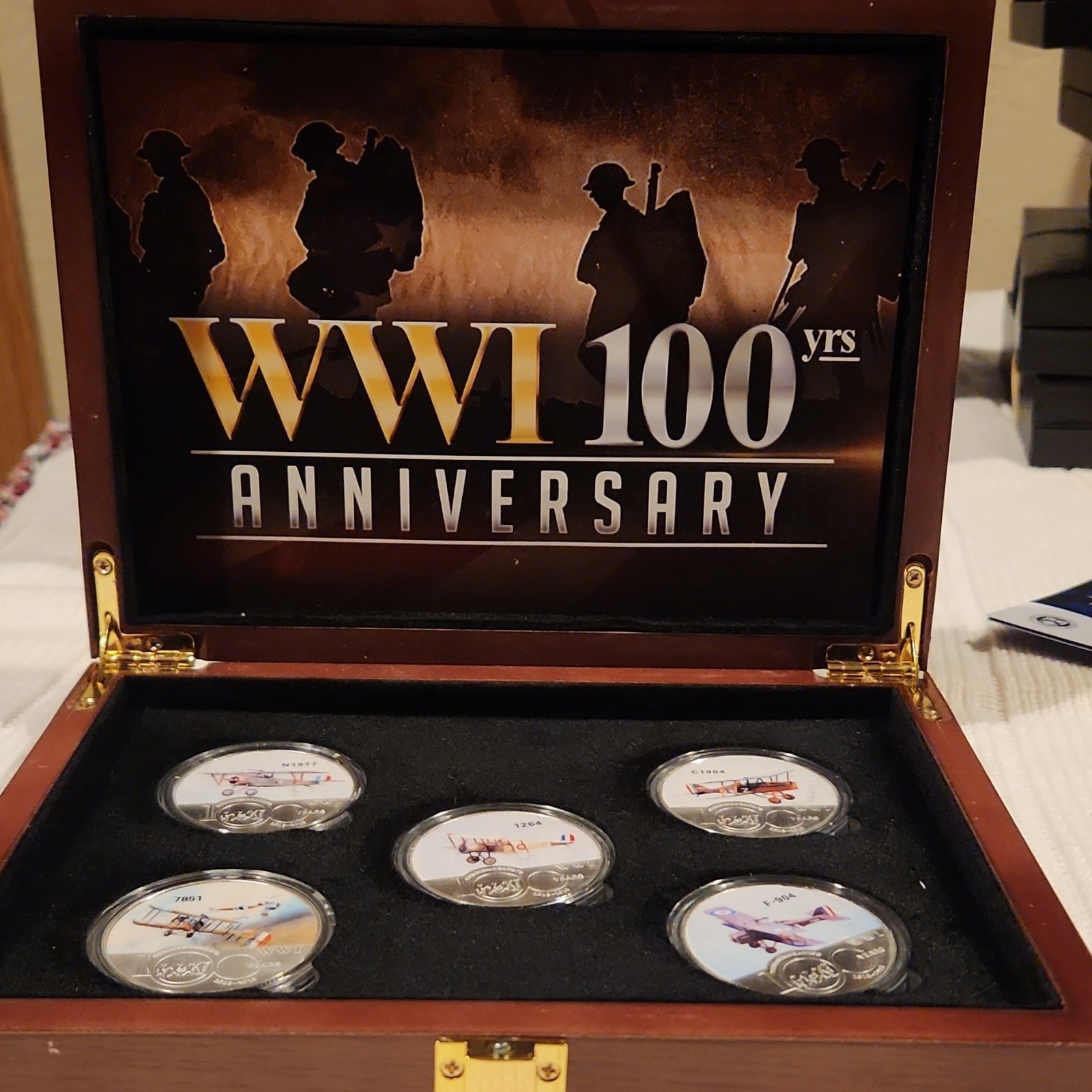 WWI 100 Years Anniversary Commemorative Coin Set Aircraft Designs Box