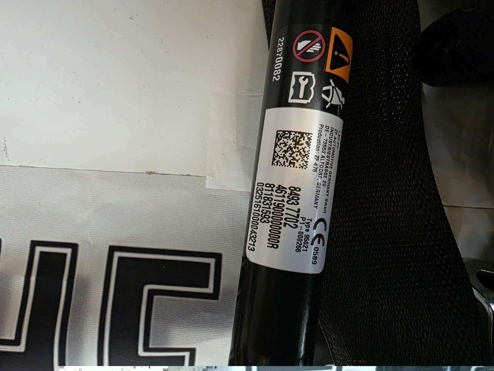 2021-2022-2023 Chevy Suburban Front Seat Belts W. Pretensioner (Black)