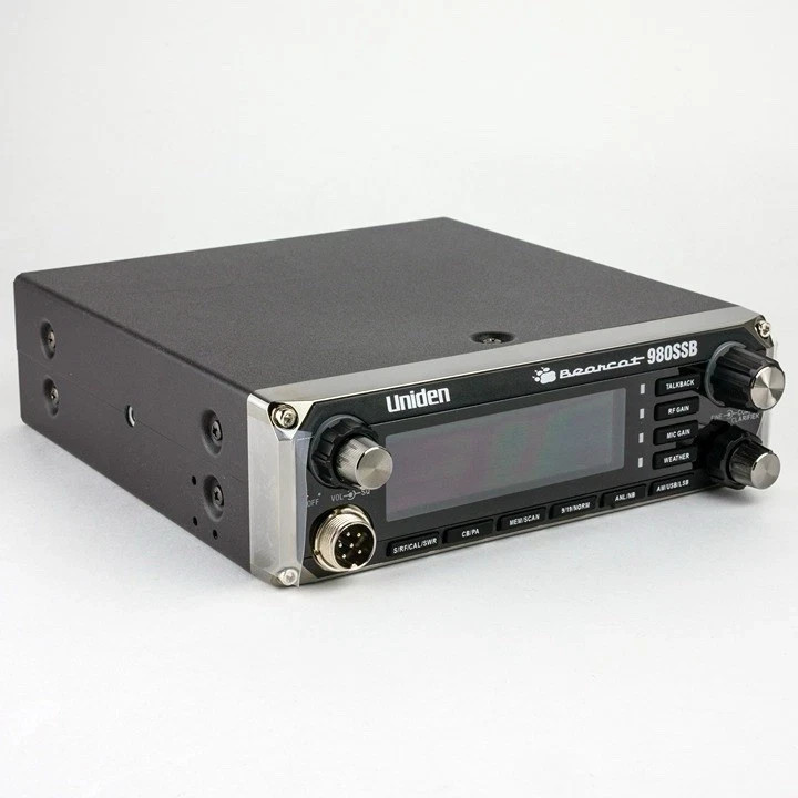 Uniden BEARCAT980 40-Channel SSB CB Radio with 7-Color Digital Display