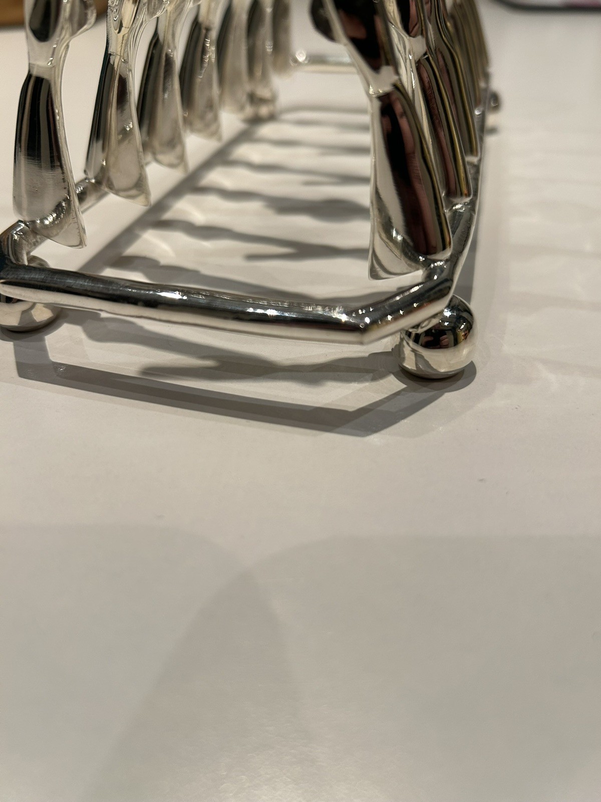 SILVER PLATED GUN RIFLE LETTER TOAST RACK HUNTING LOVELY ITEM