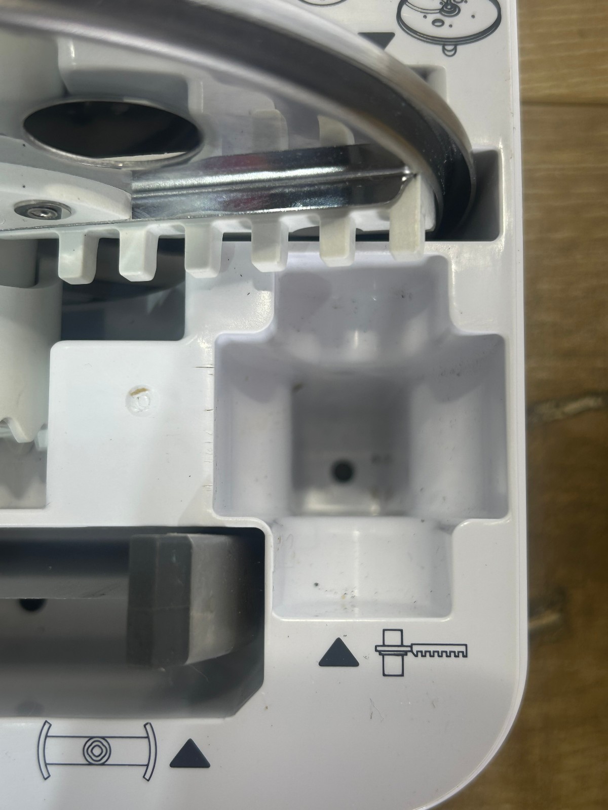 Cuisinart Blade / Disc Holder with 5 Blades