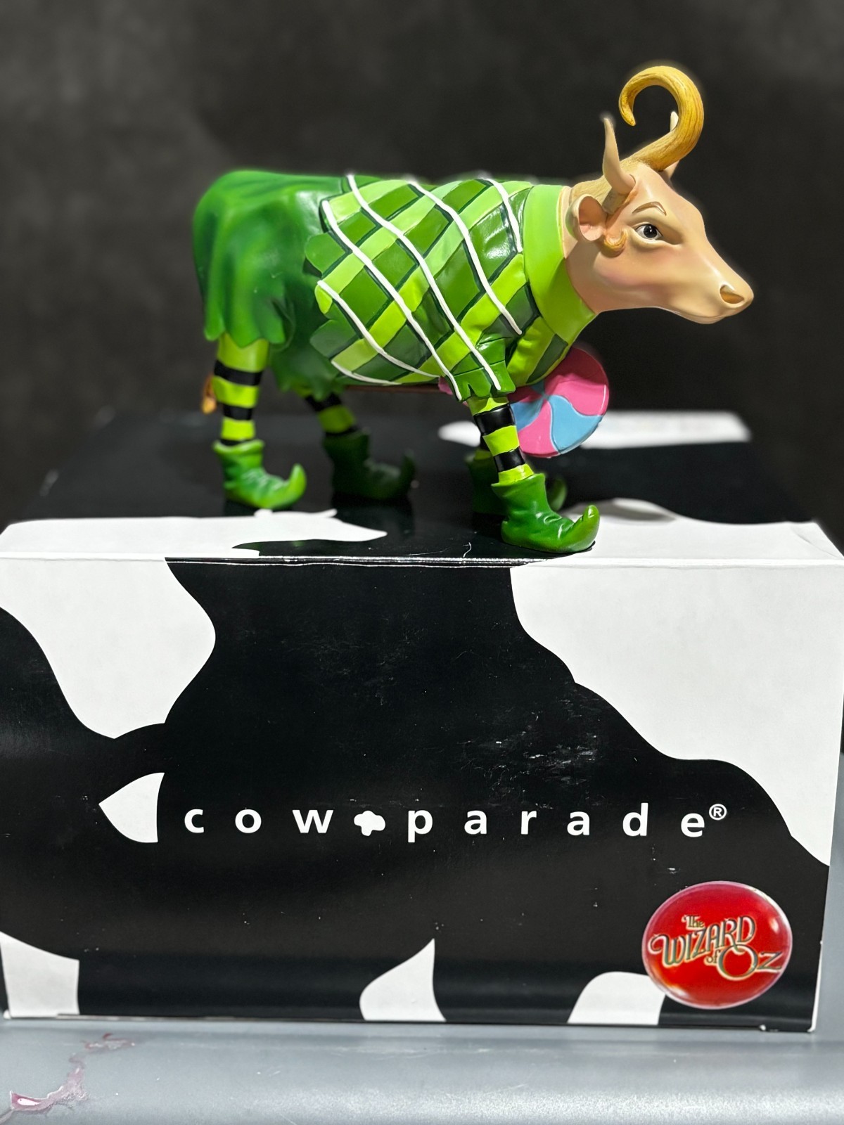 Cow Parade Wizard of OZ Lollipop Guild Munchkin Cow 2005 Westland 7724
