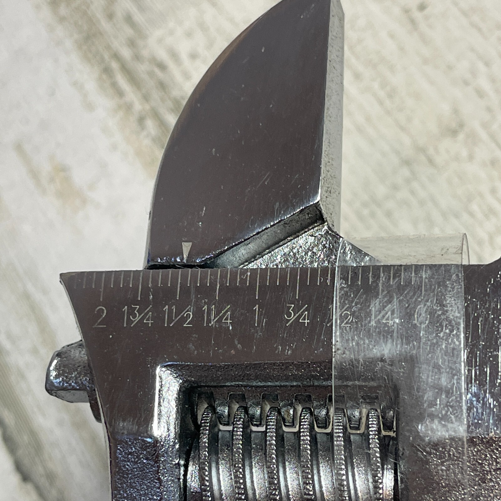 New HUSKY 18" Long Adjustable Wrench 2-1/16" Large Jaw Capacity Anti-Slip