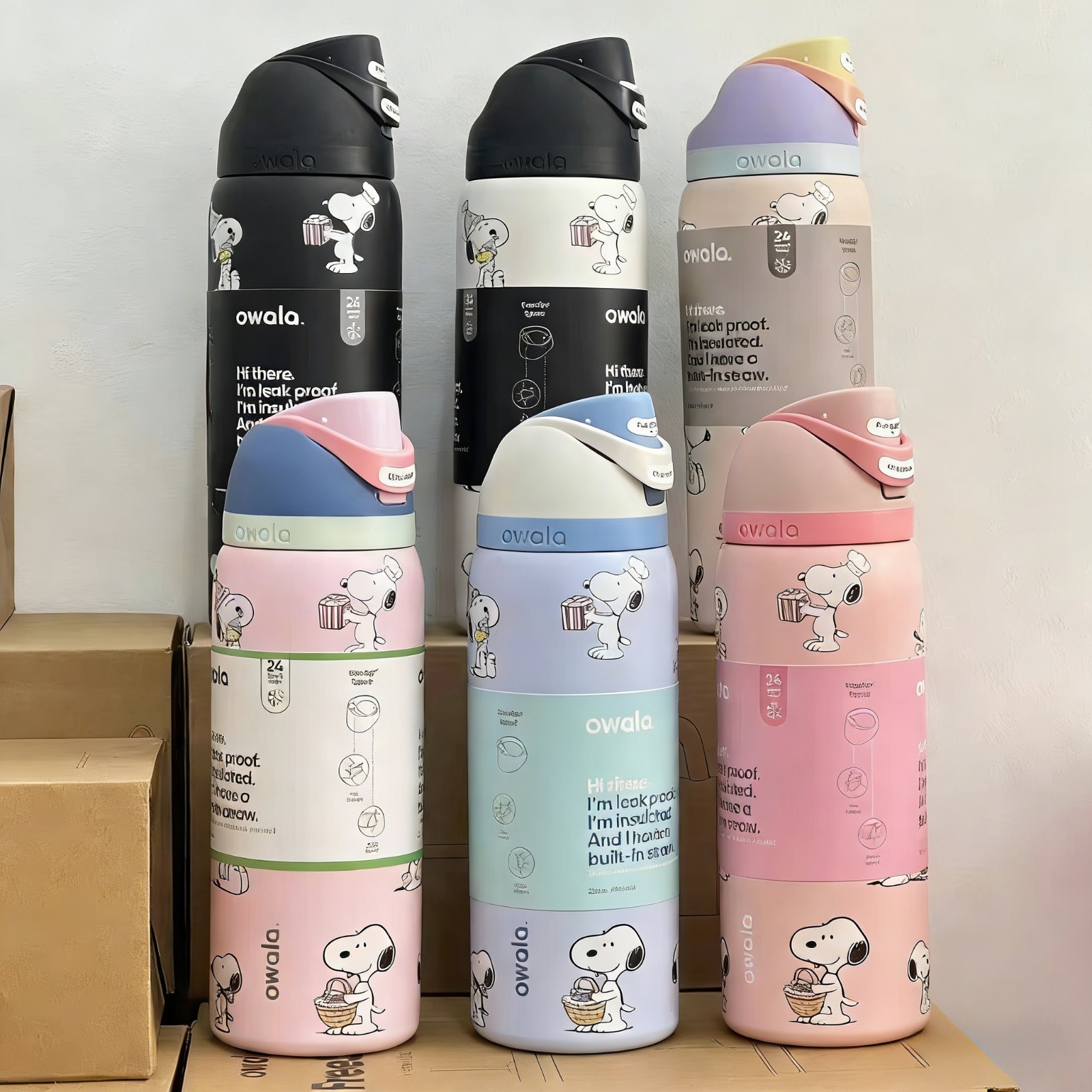 Brand new Owala Snoopy stainless steel insulated water bottle flip lock 32oz