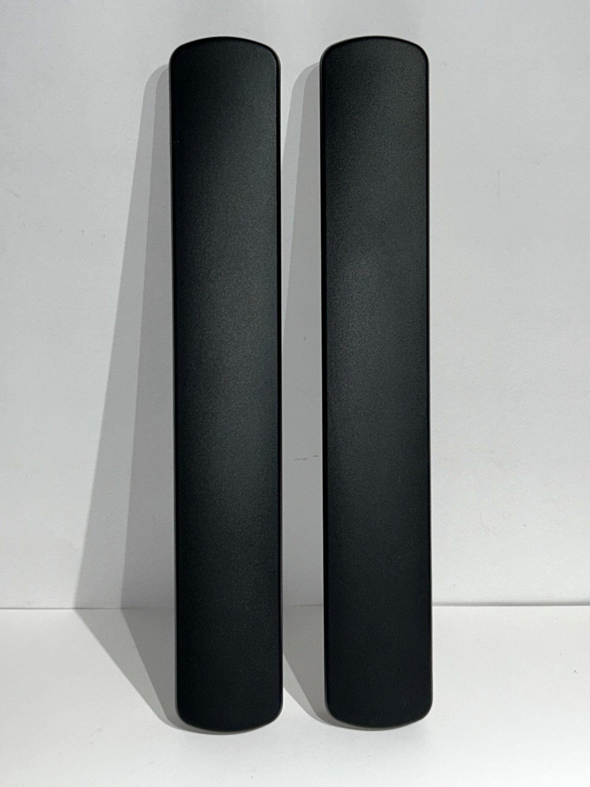 Quantum Q6 Edge 3 Armspads 18" (PAIR)