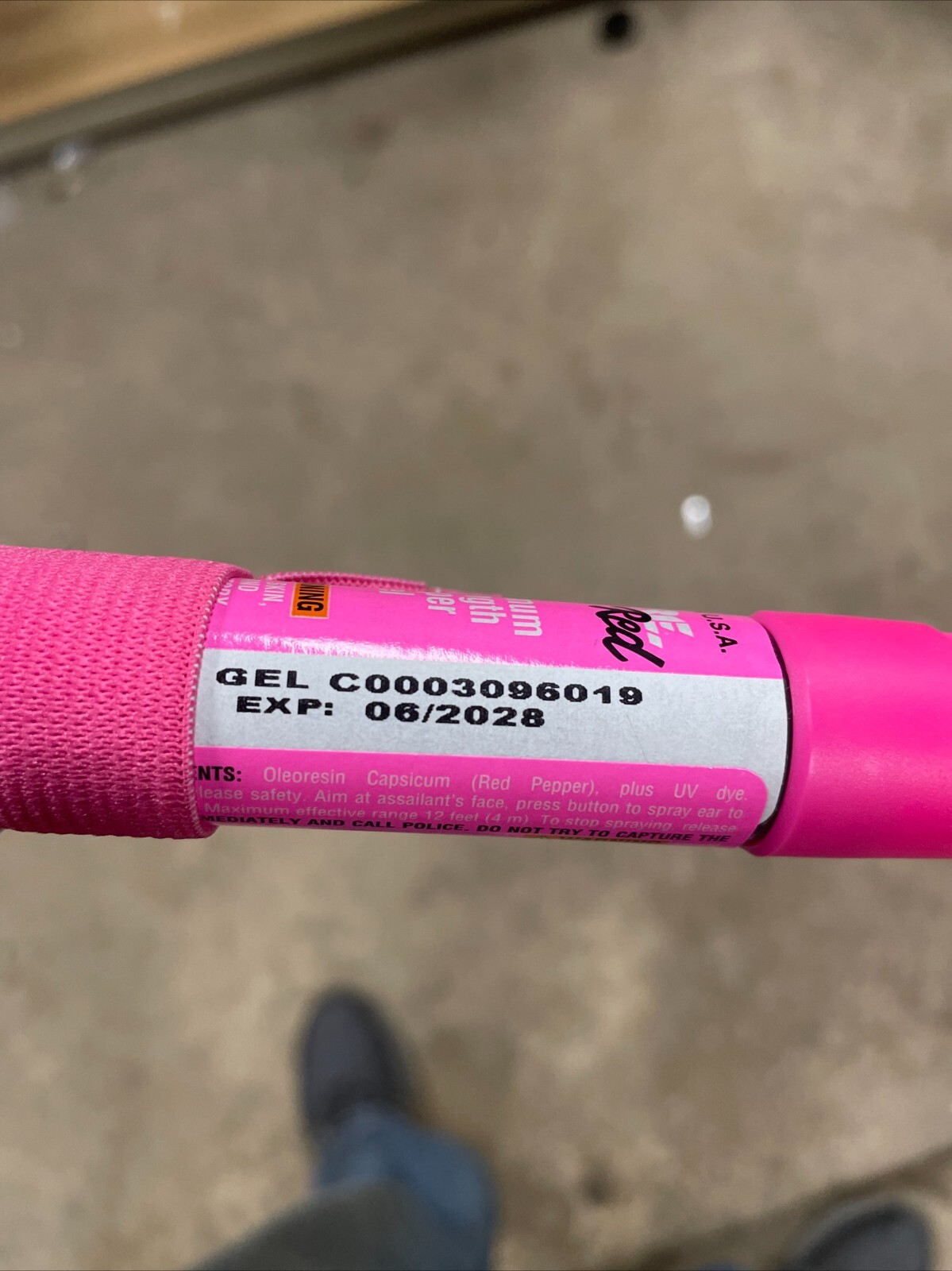 Sabre Runner Pepper Gel Pink Adjustable Hand Strap One Size Fits Most EXP. 2028