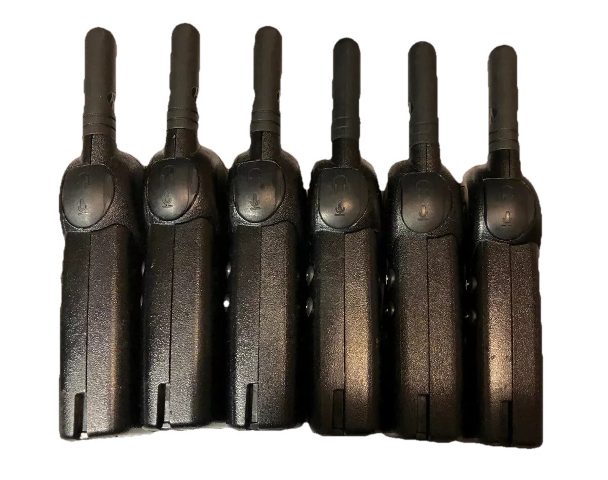 Motorola CLS1410 UHF Radios Walkie Talkies with 6 Multi Charger