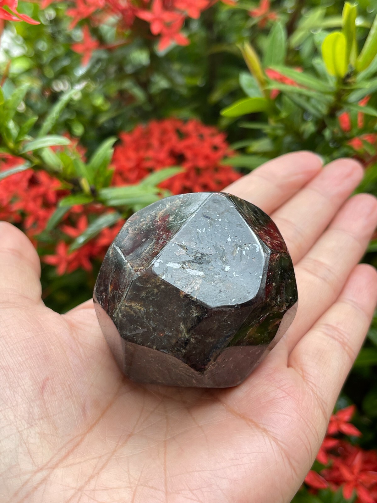 Extra Large Garnet 8 Sides Polished,1.75 to 3" Polished Almandine Garnet Faceted