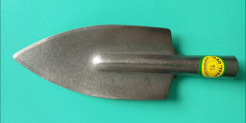 100% Titanium Small Russian Shovel Lifetime Lasting Pointed Lightweight Durable