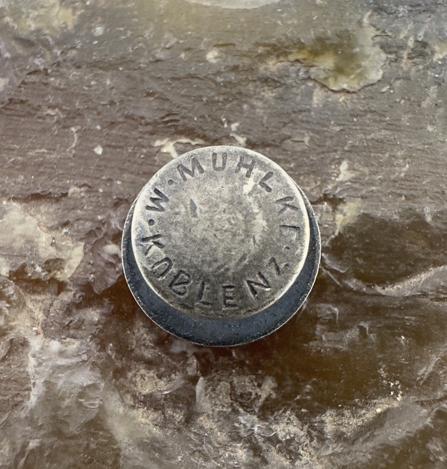 WWI 3rd Division Enameled Lapel Button - Coblenz - Marne Occupation Theater Made