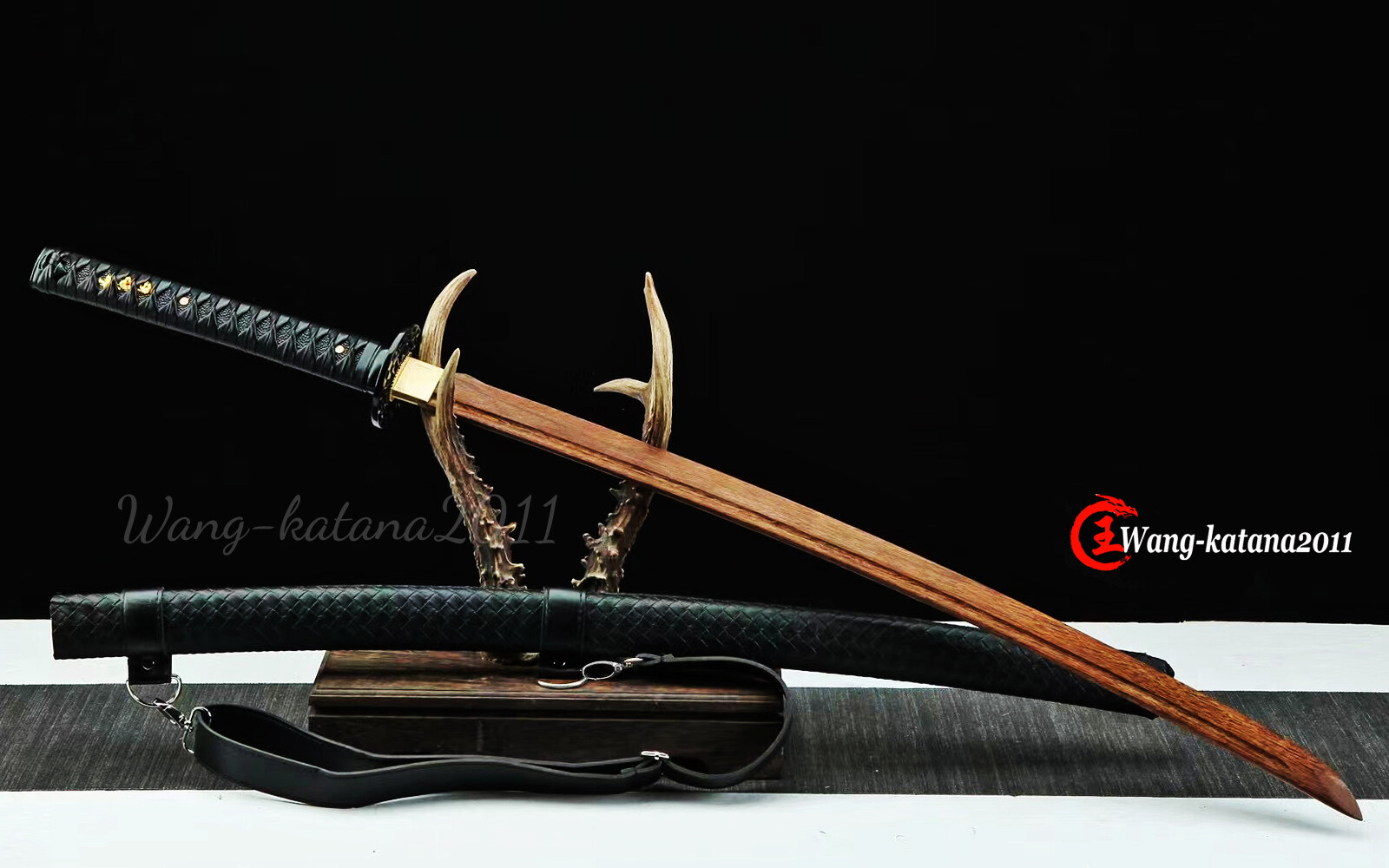 Wooden Katana Battle Training Practice Sword Kendo Iaido Outdoor Leather Bokken