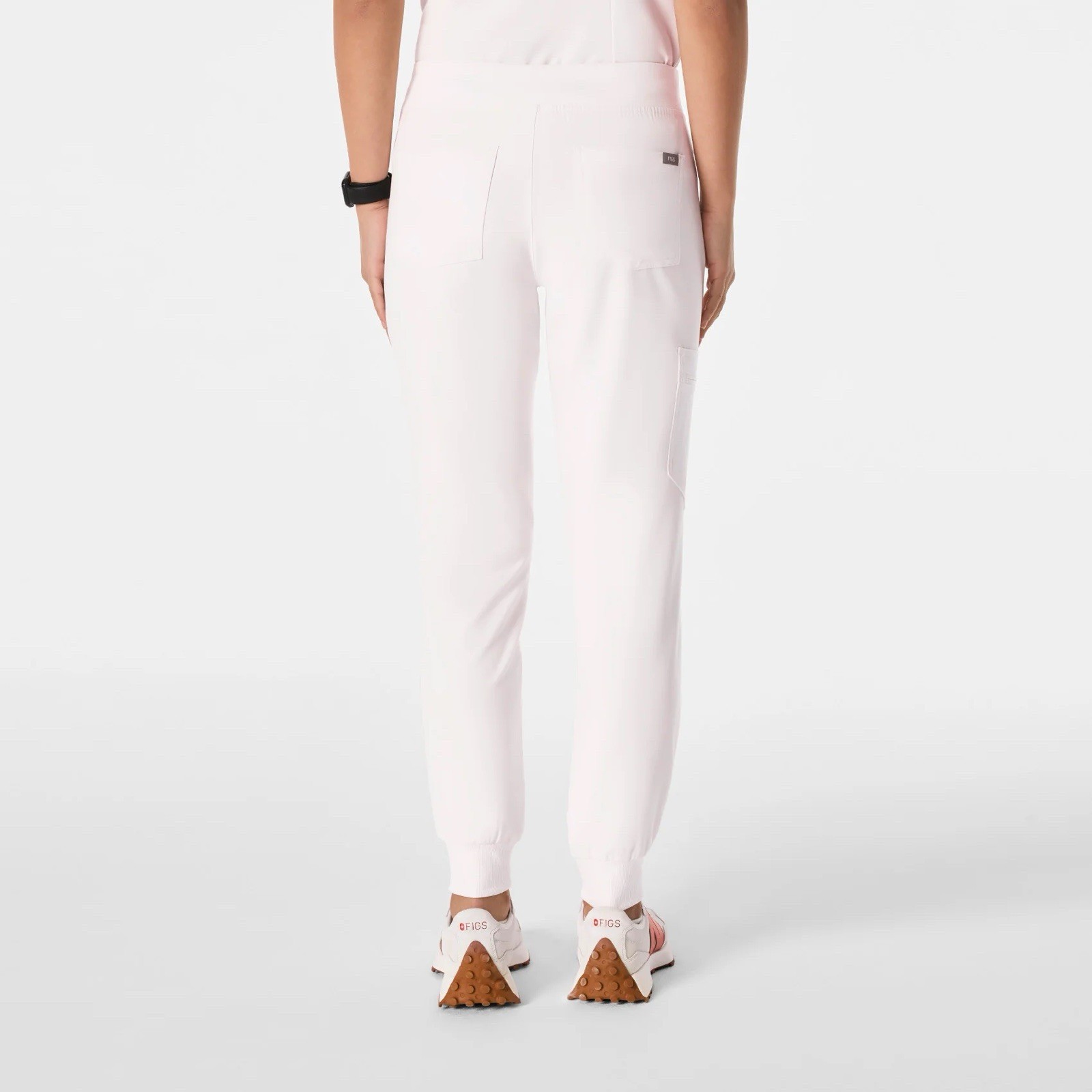 NEW FIGS Catarina Scrub Top Zamora Joggers Set Size Small Off White